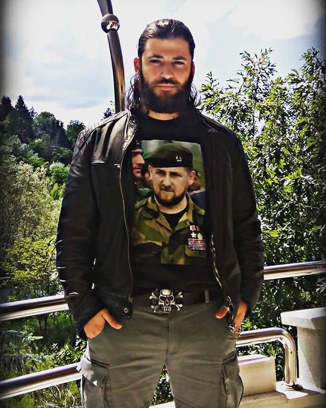 Актер из «Гарри Поттера» оказался фанатом Рамзана Кадырова - Изображение 2 Актер из «Гарри Поттера» оказался фанатом Рамзана Кадырова - Изображение 2