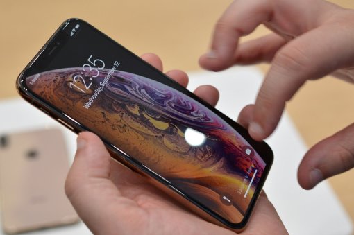 Apple работает над подэкранным сканером отпечатков пальцев в iPhone
