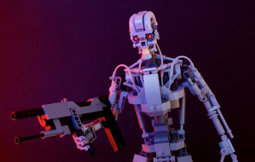 Терминатор, Властелин колец, Железный человек: дизайнер собирает невероятные модели из LEGO